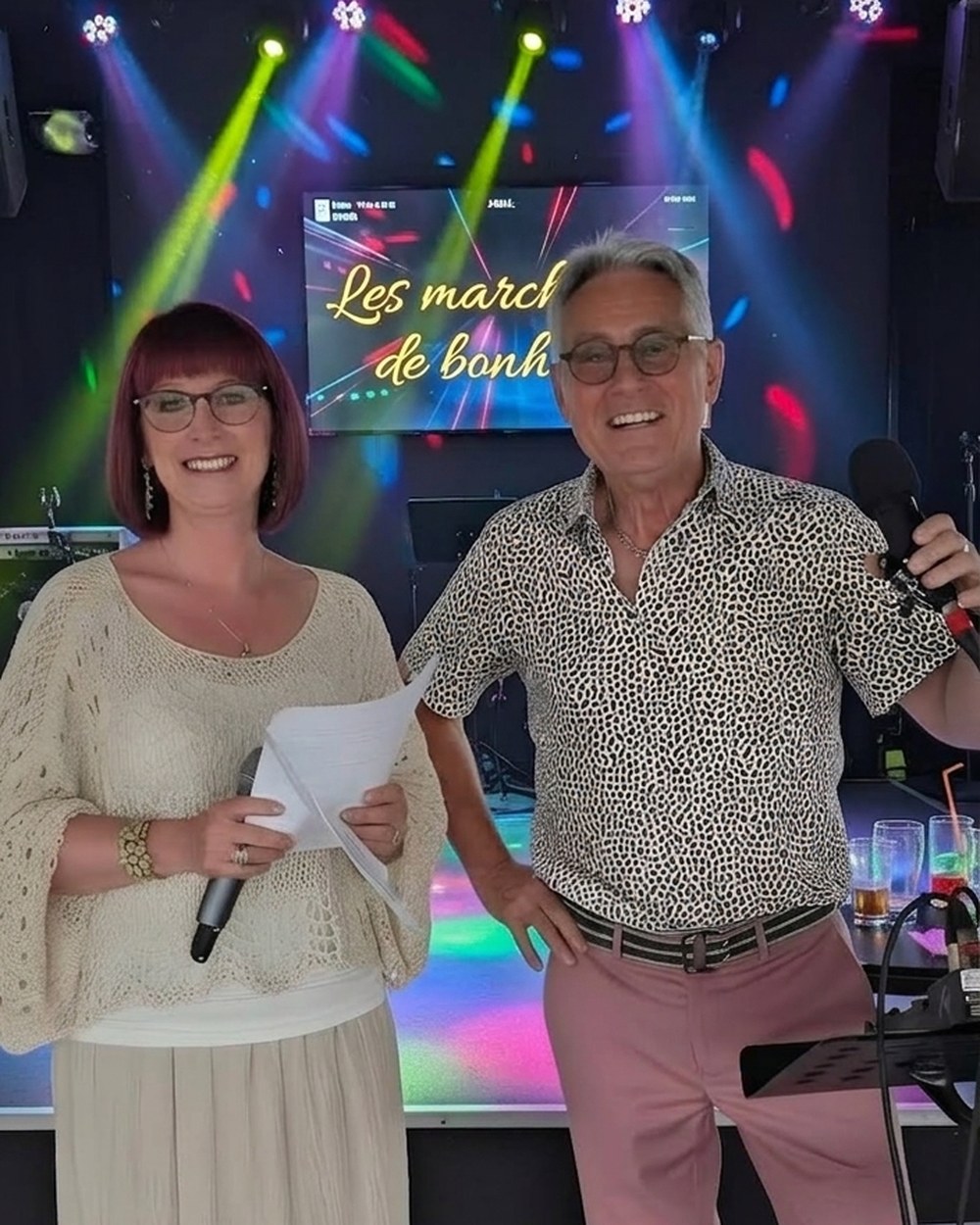 Roberto et Lucie, Les marchands de bonheur, en pleine prestation